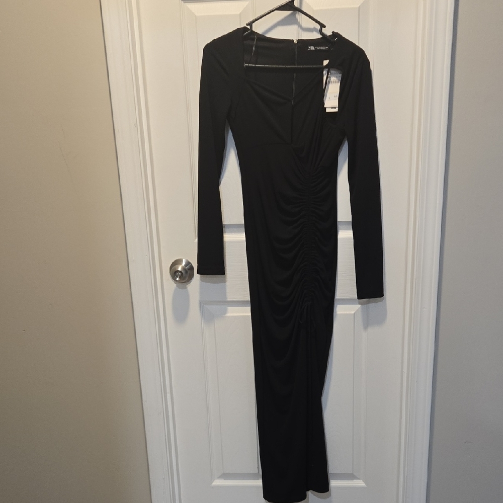 Zara Black Long-Sleeve Ruched Midi Dress